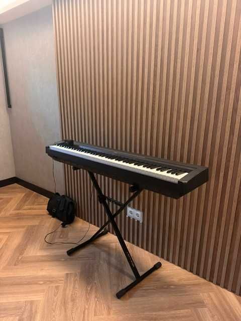 Piano Yamaha, serie EBX001151