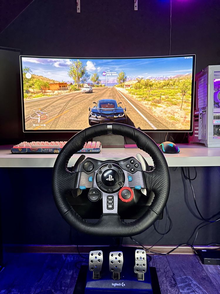 Simracing stelaż Playseats + Logitech G29