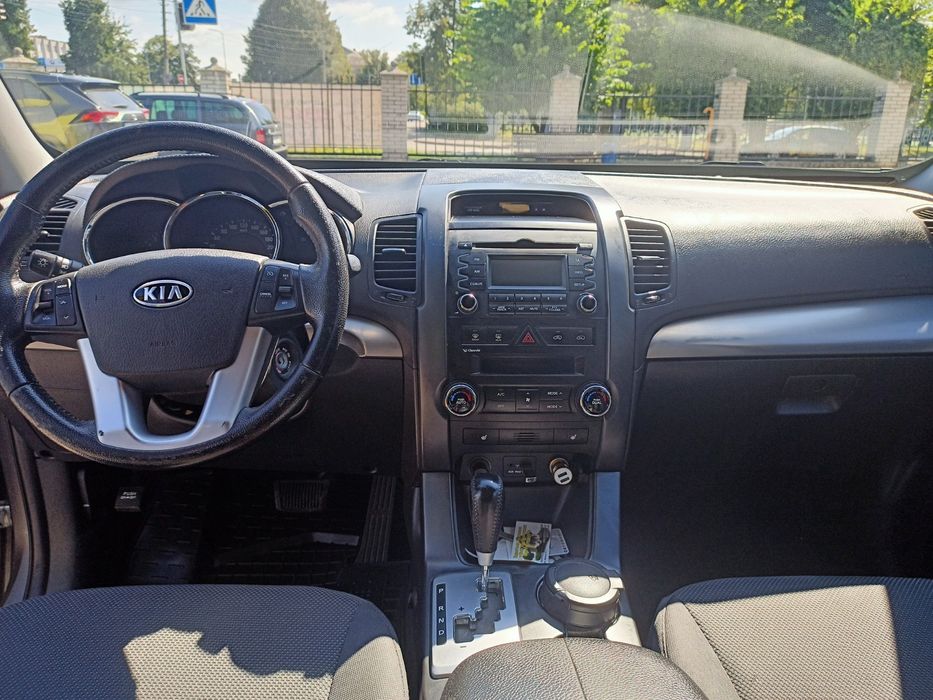 Продається авто Kia Sorento