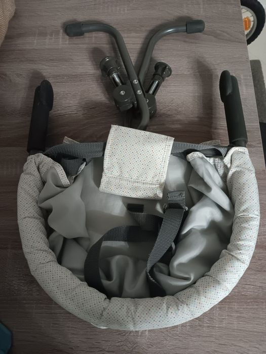 Cadeira de bebe refeição