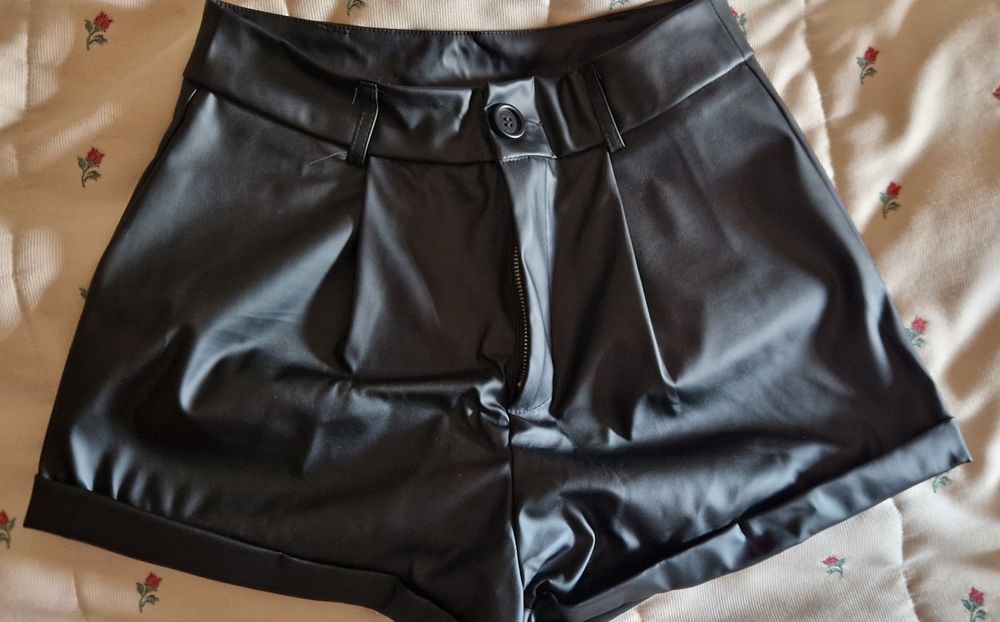 Calções napa tamanho S