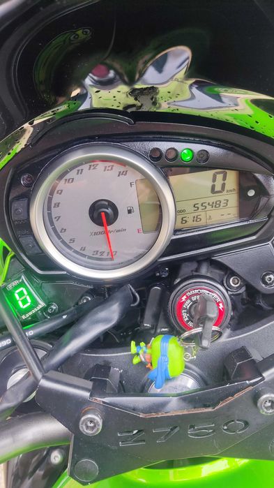 Kawasaki Z750 ótimo estado