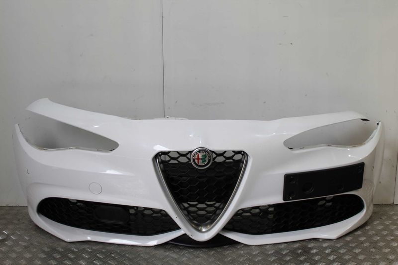 Бампер передний Alfa Romeo Giulia