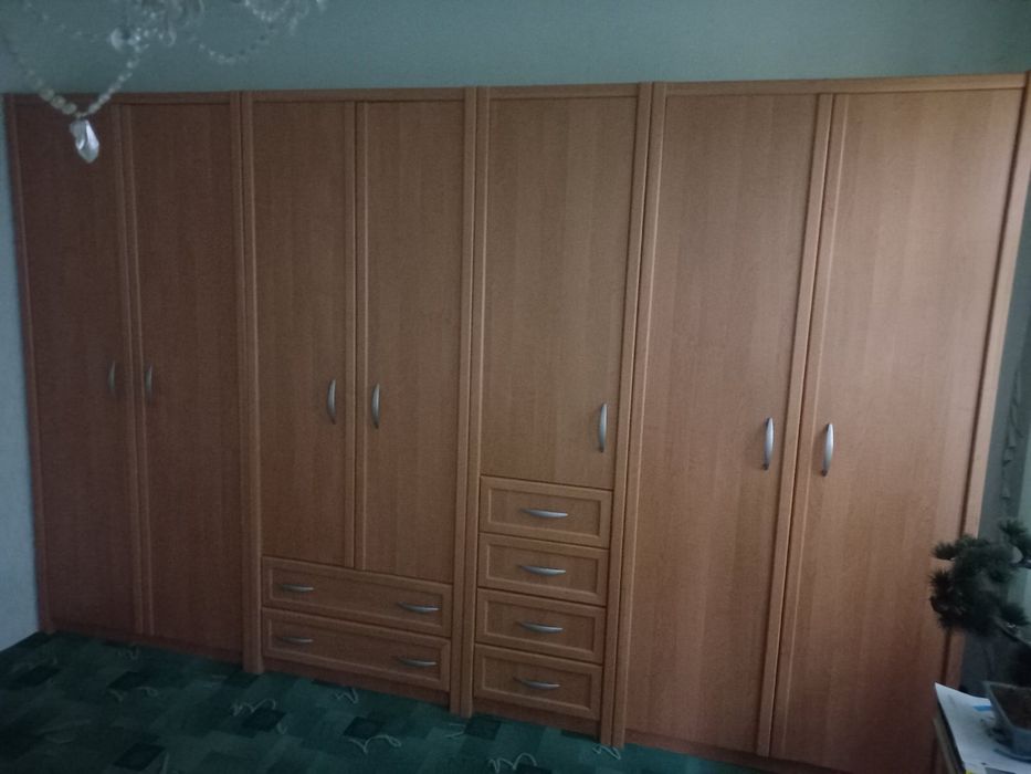 Продам стенку, можно по отдельности