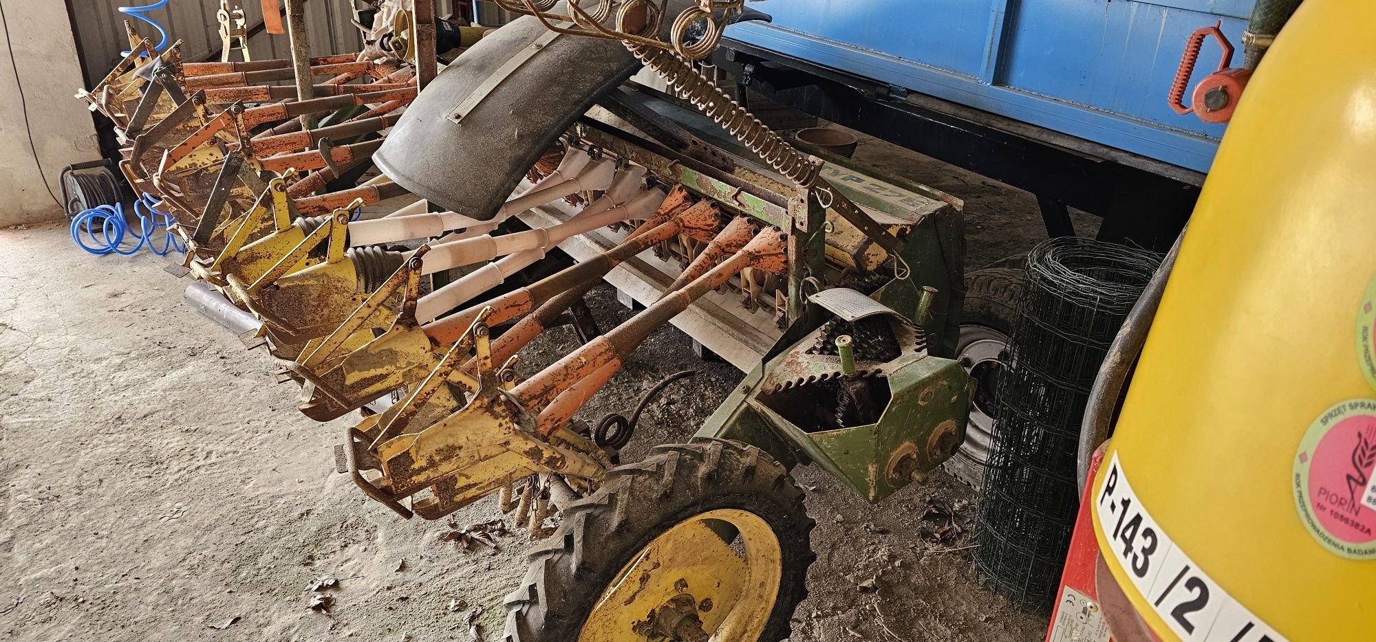 Siewnik Amazone dl 275