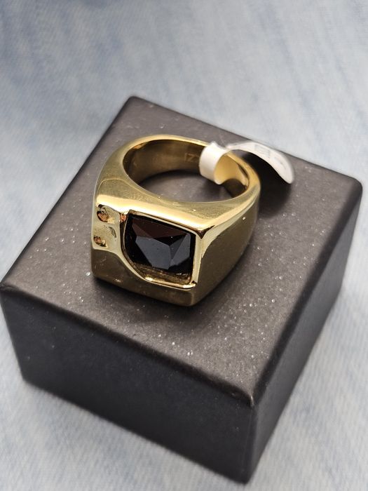 Sygnet pierścionek z czarnym kamieniem rozm 9 Vezzi