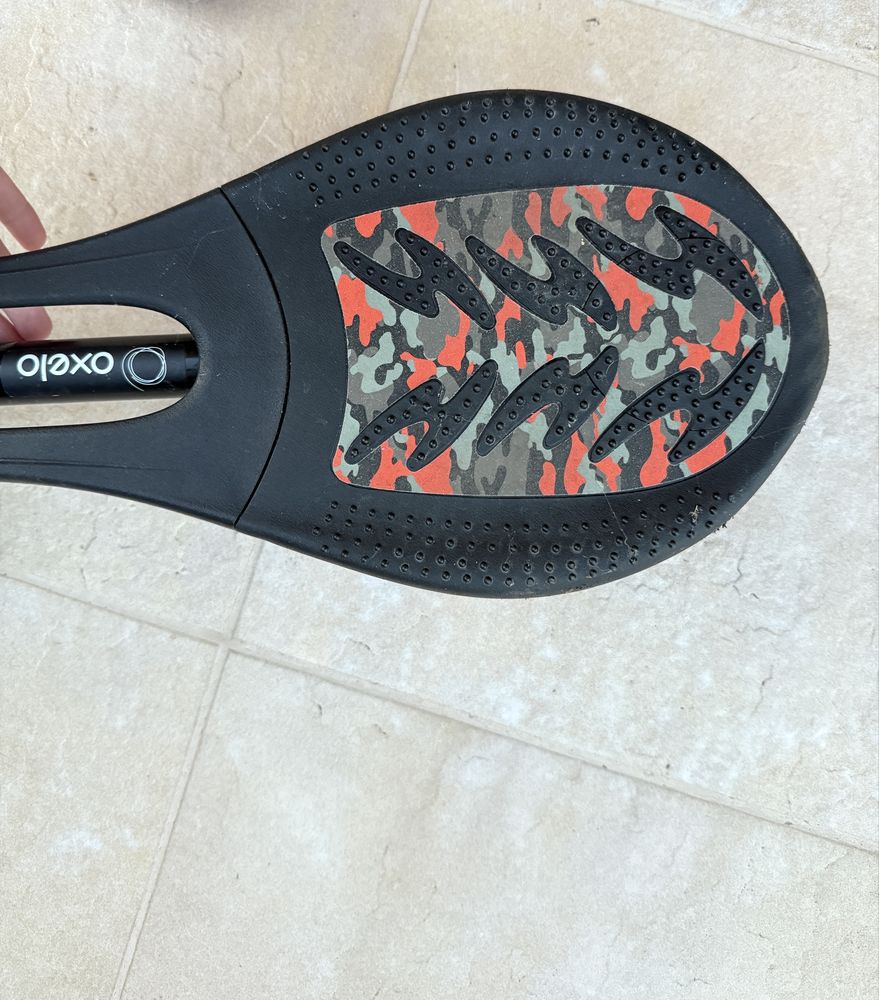 Oxelo Waveboard deskorolka czarna z motywem moro