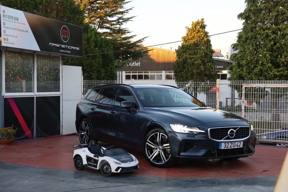 Volvo V60 2.0 T8 AWD TE R-Design
