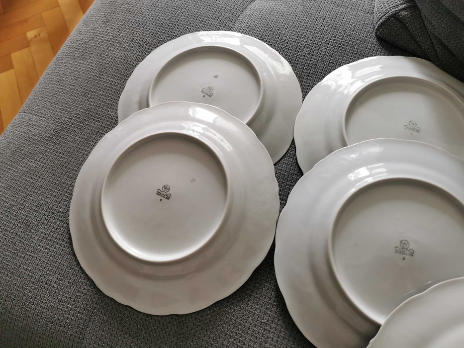 PRL zestaw 12 talerzy obiadowych porcelana