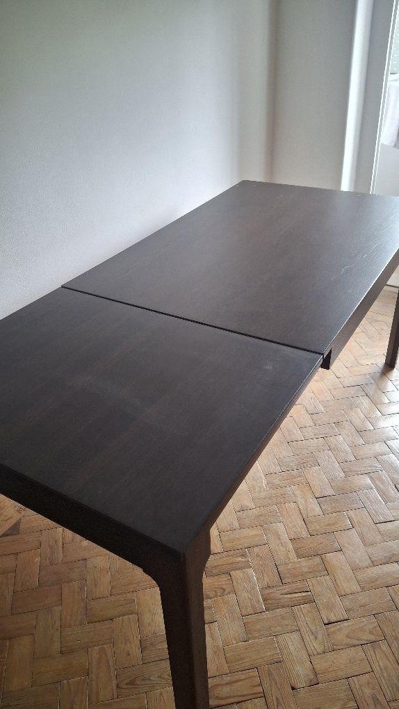 Mesa expansível.