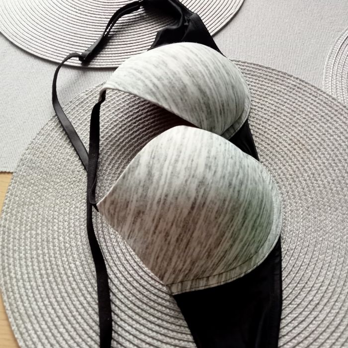 Biustonosz push up Victoria's Secret PINK 80B