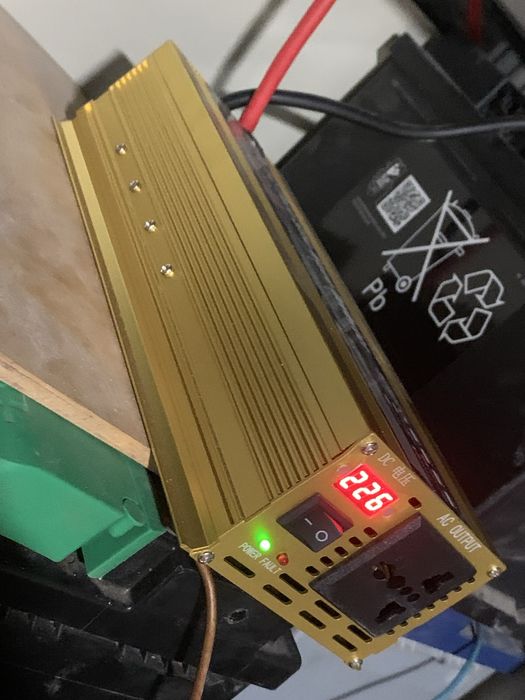 Инвертор 3 квт блекаут/ блэкаут