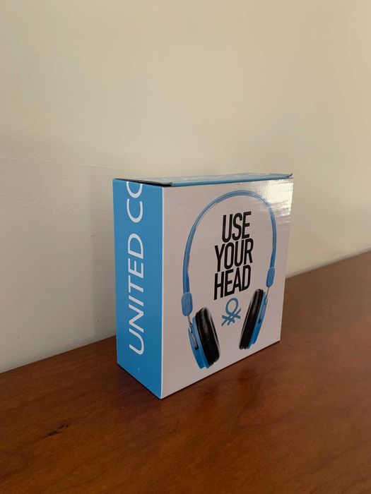 Auscultadores Benetton