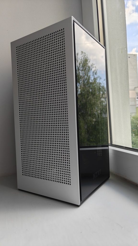NZXT H1 топовий itx кейс