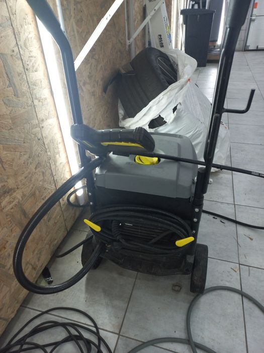 Продам мойку высокого давления Karcher HD6/15-4