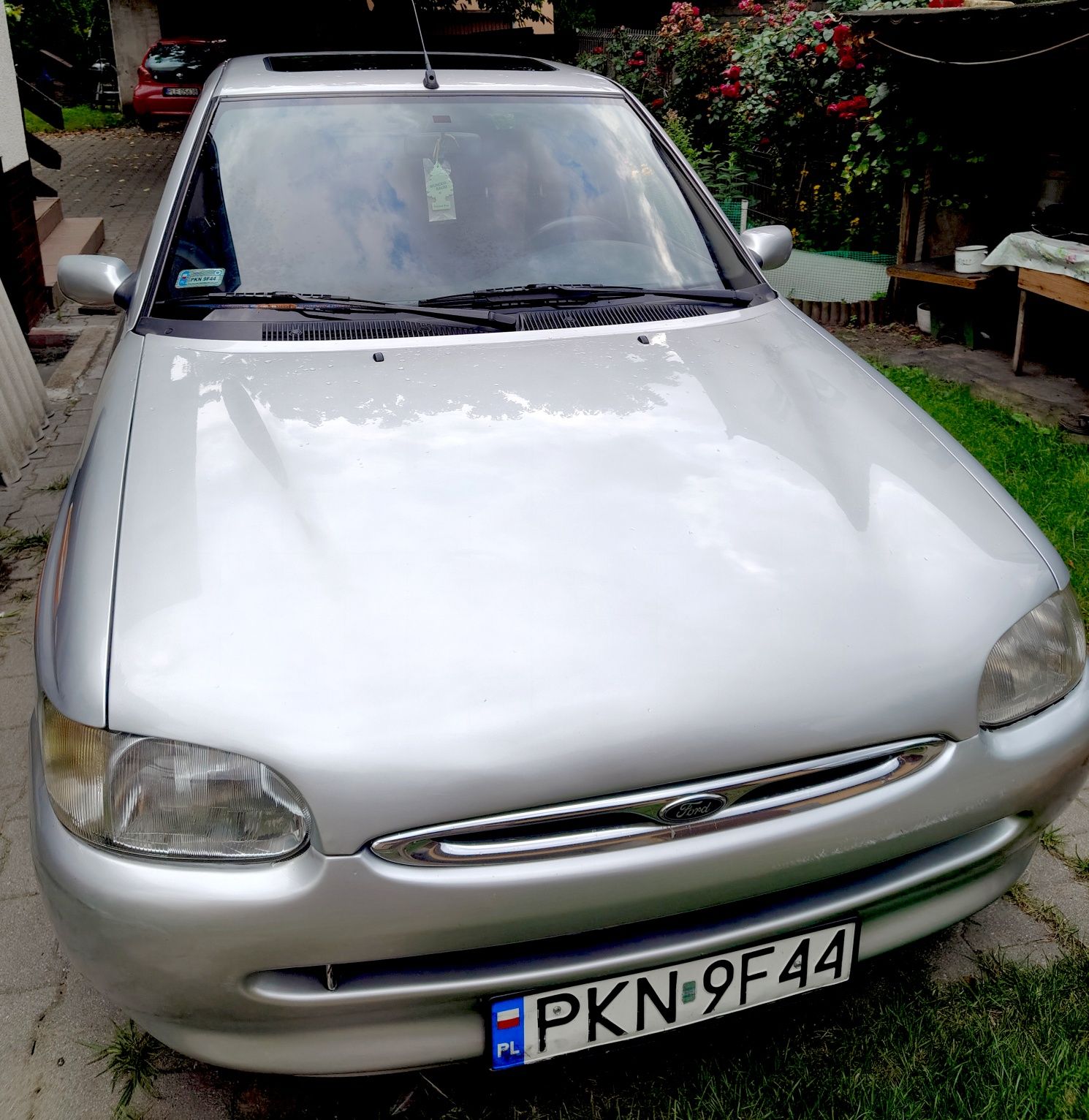 Ford Escort - 29 lat klasy i stylu