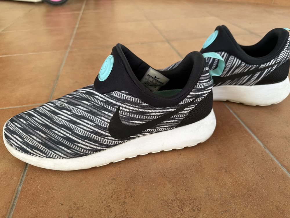 Nike Roshe Run SlipOn