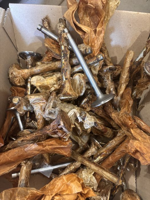 Продам клапана зіл 130.131 нові ідеал