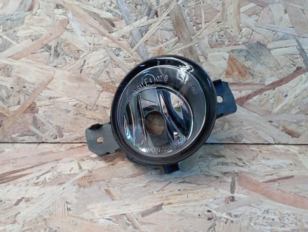 Farol nevoeiro frente esquerdo RENAULT Clio II (BB0/1/2_, CB0/1/2_)