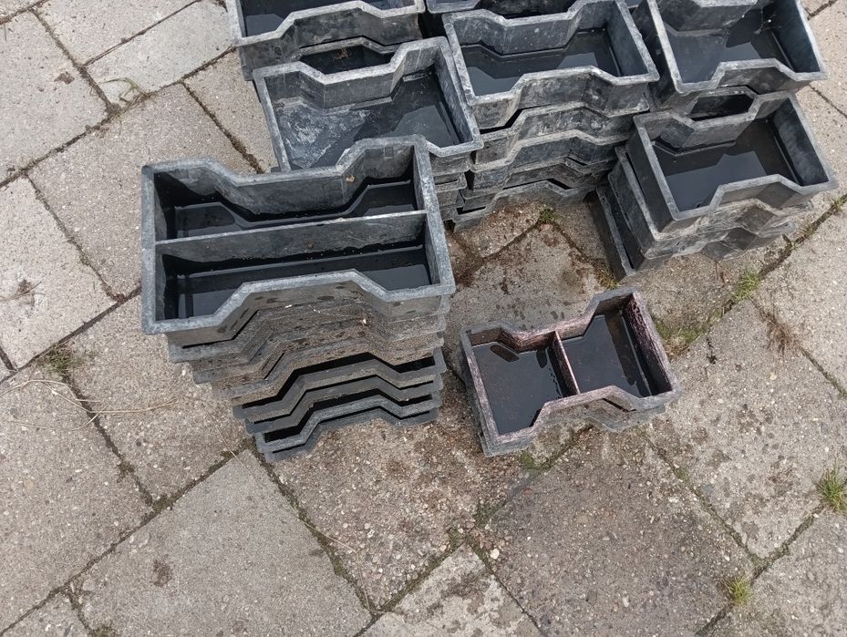 formy na kostkę brukową polbruk krawężniki