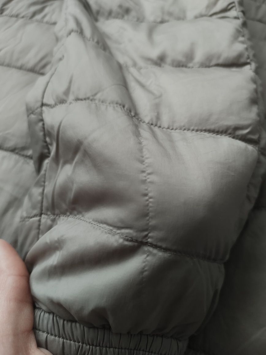 Uniqlo rozmiar M puchowy płaszcz pikowany damski