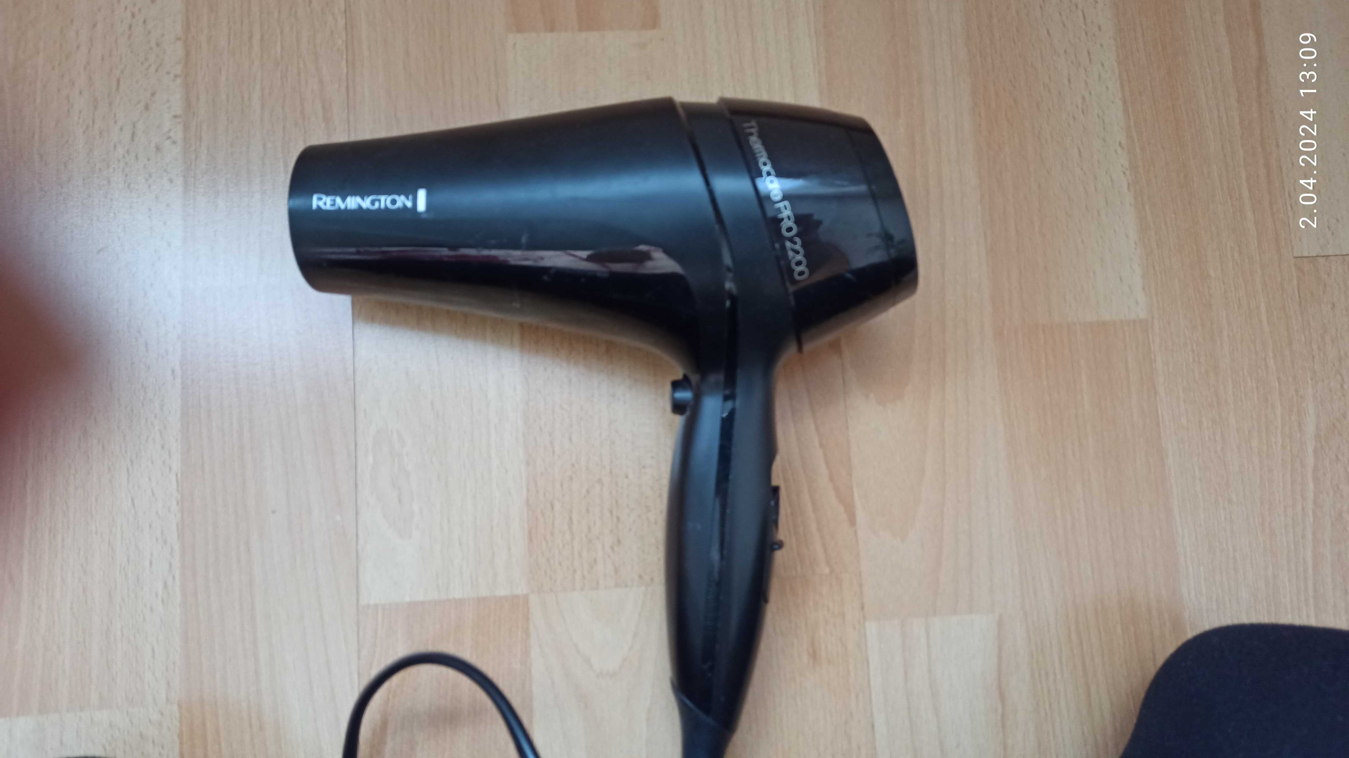 Suszarka do włosów marki Remington Thermacare Pro D5710