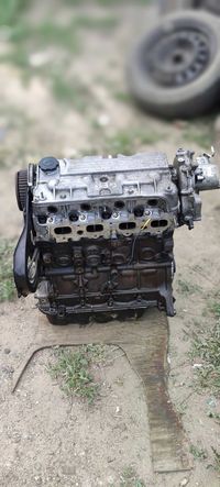 Двигатель RF2A 2.0 дизель мазда 626 323 примаси