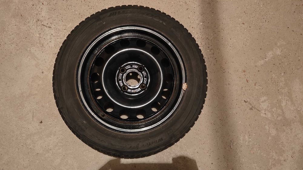 Felgi stalowe z oponami 175/65 R15 4x100 + Hankook winter