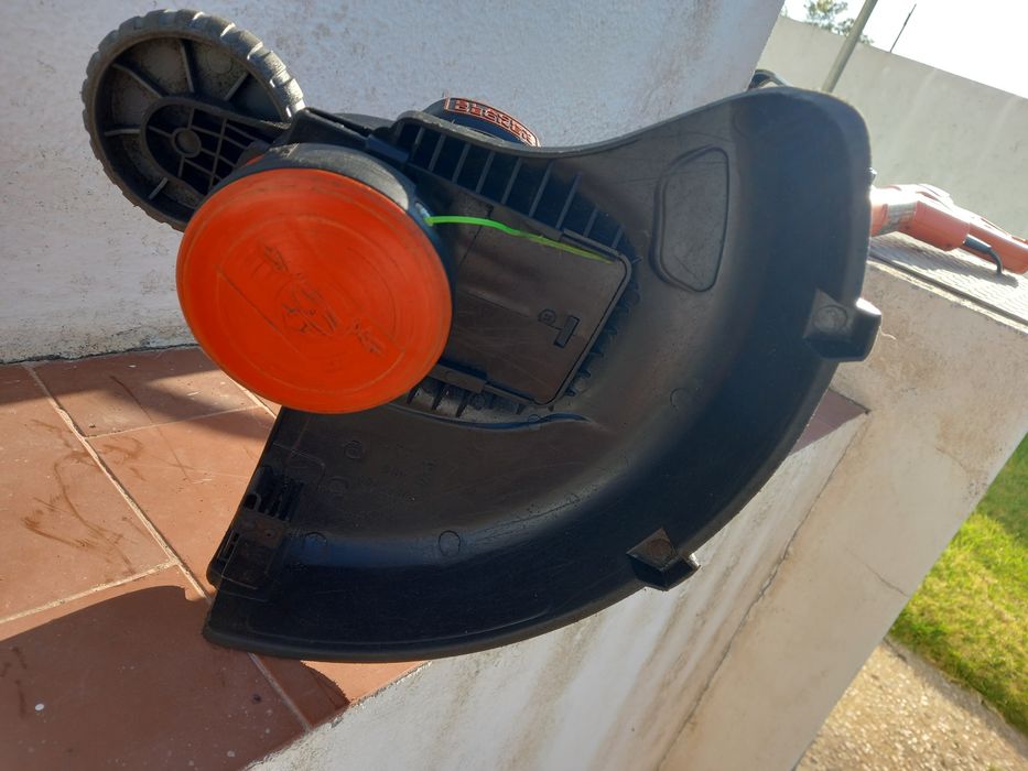 Aparador de relva black decker