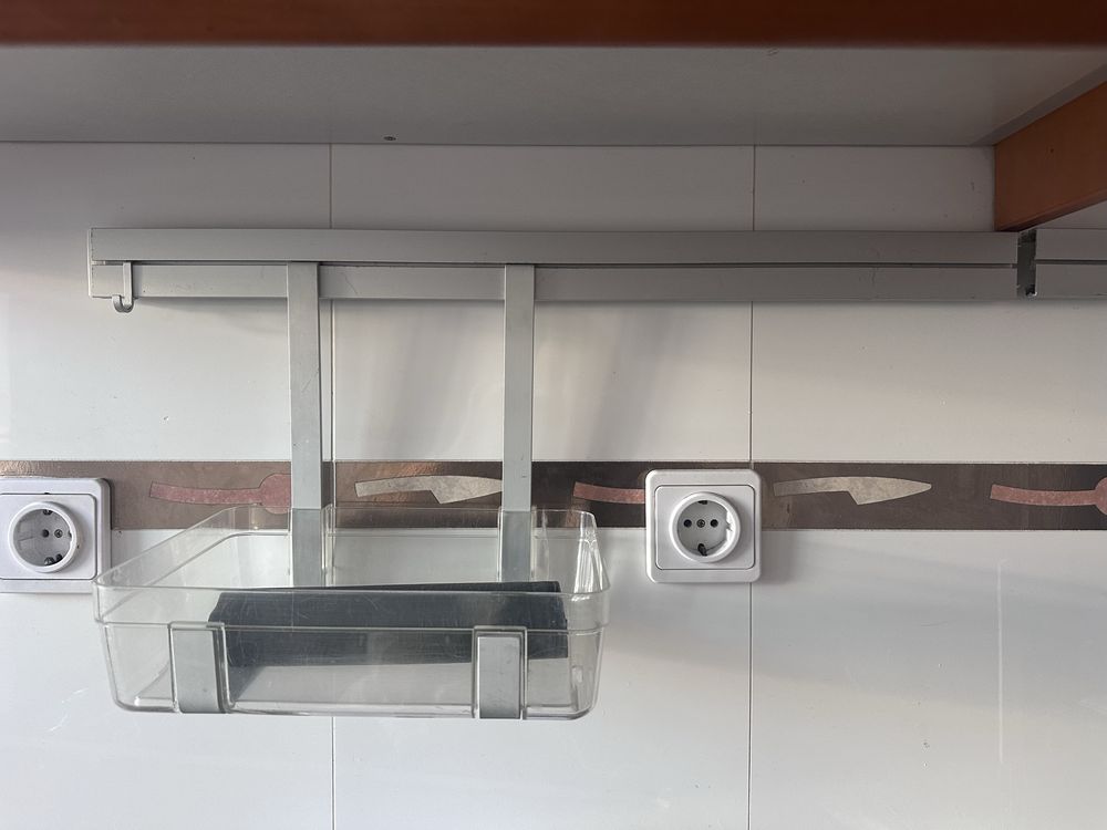 Calha de arrumação IKEA com acessórios – inox