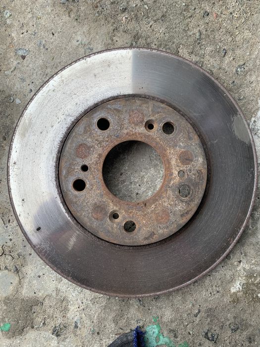 Продам диски тормозные Honda