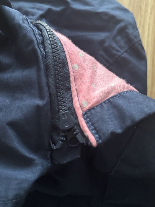 Granatowy, jesienny płaszczyk z kapturem, 93, cool club