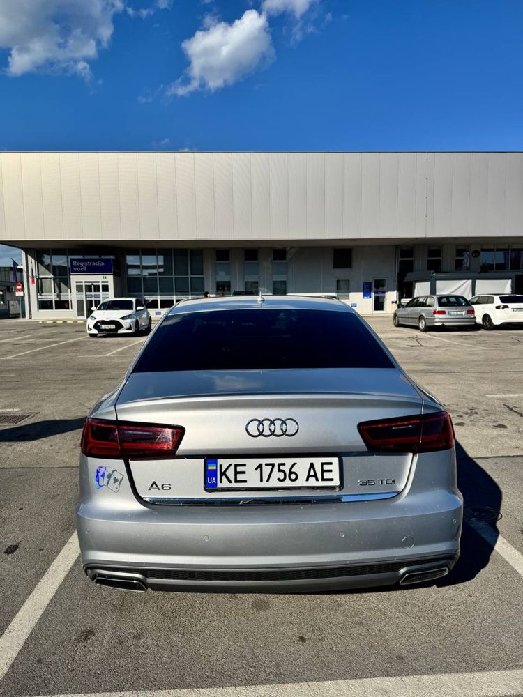 Продам Audi A6 2017года