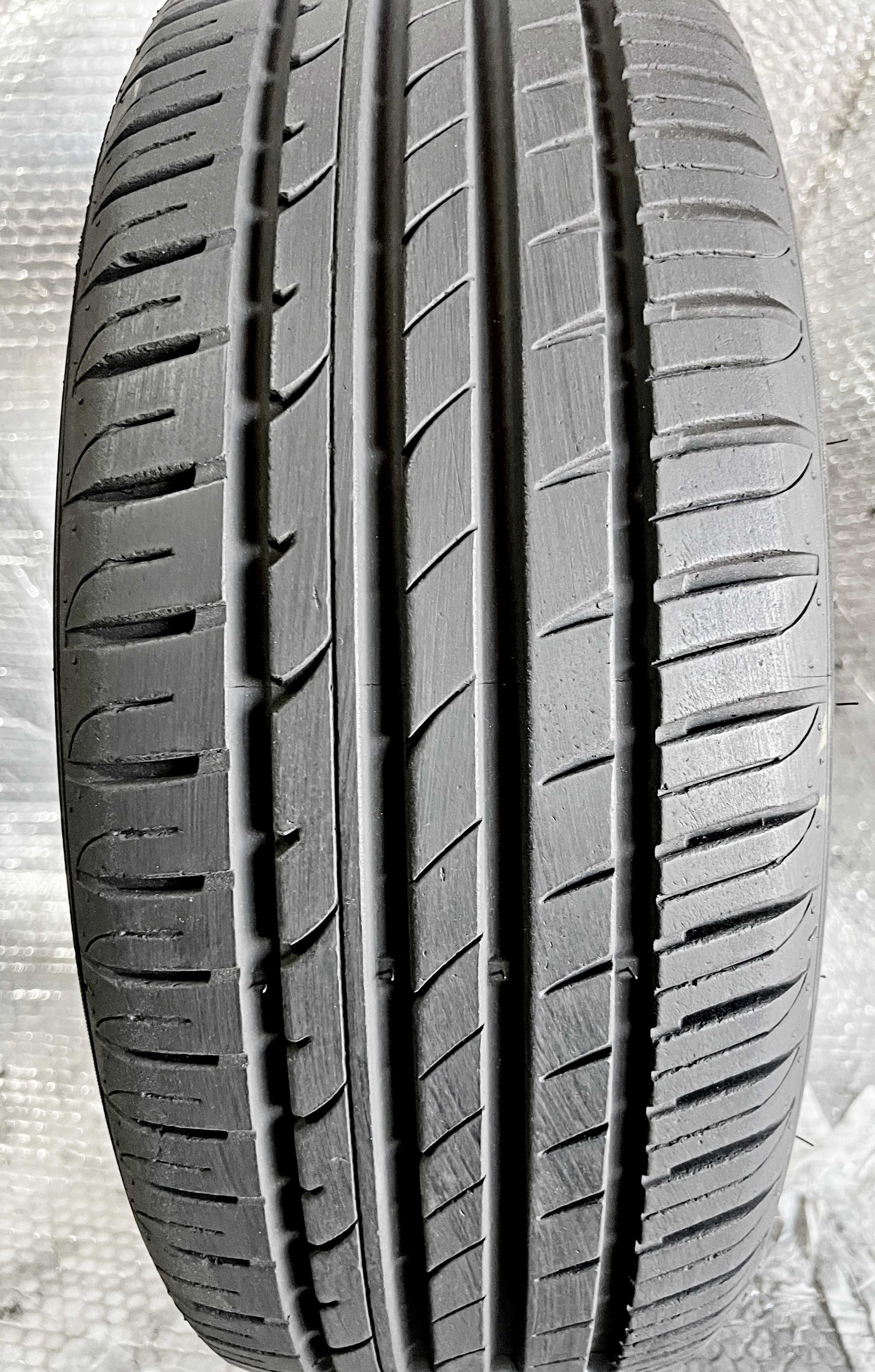 Шини Б/в 195.55.16 комплект Hankook