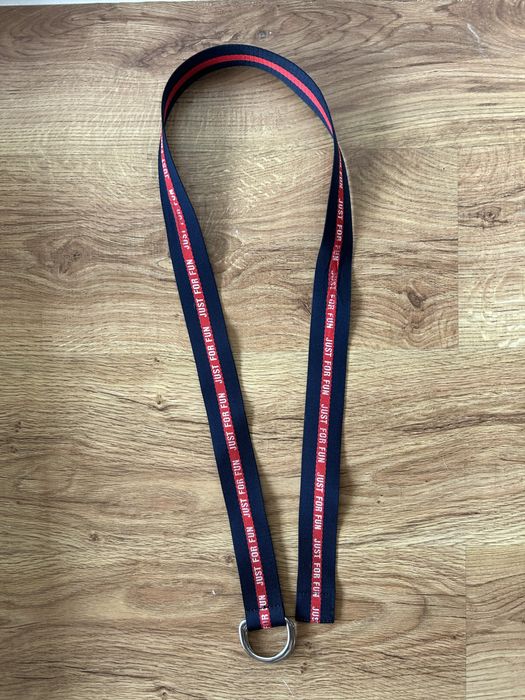 Cinto Bershka unisexo