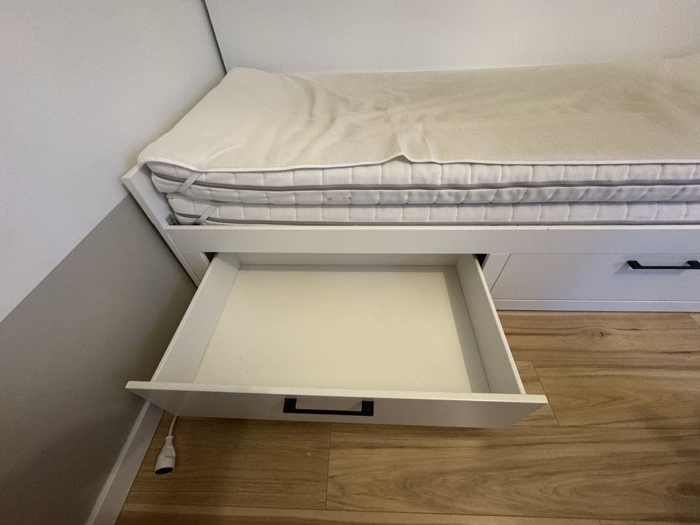 Łóżko dla dziecka Ikea Brimnes z materacem i skrzynią
