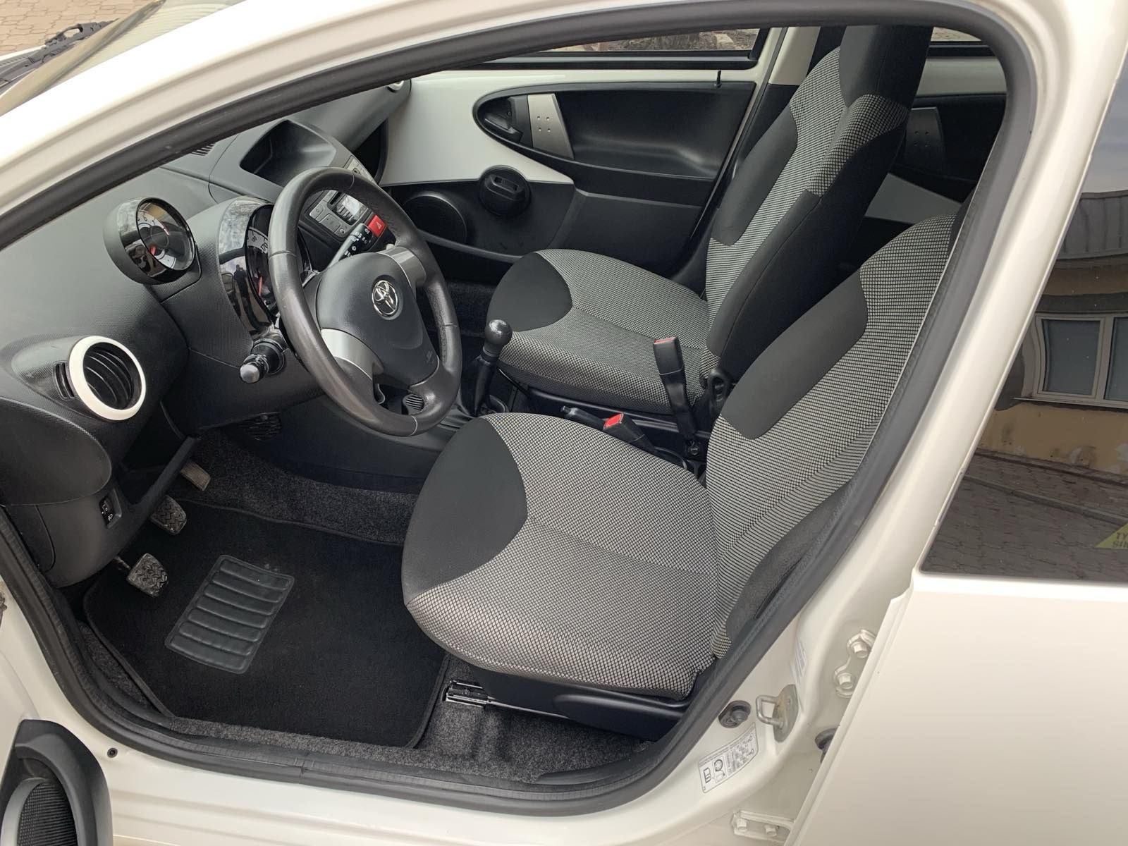 TOYOTA Aygo 2014