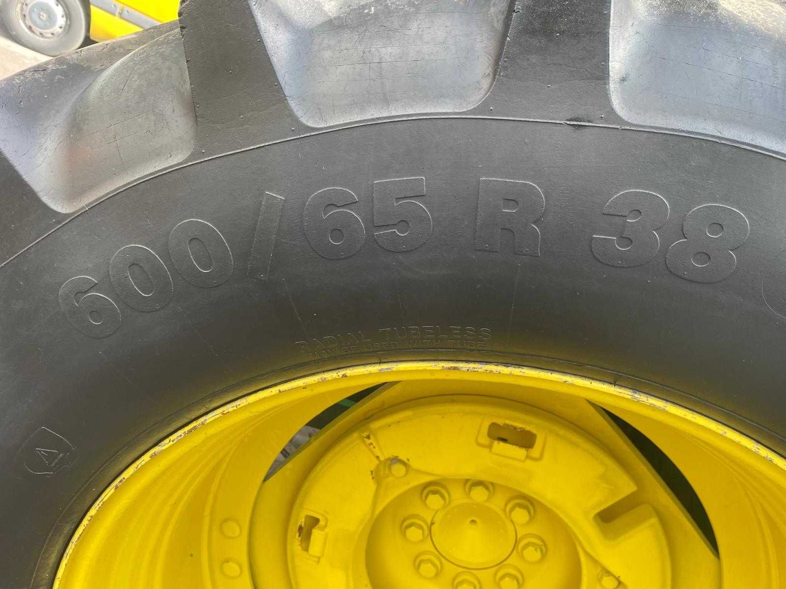 Трактор JOHN DEERE 6130M 2018 року.