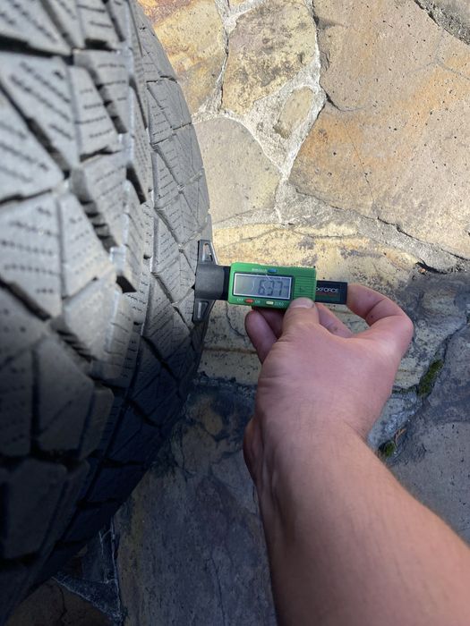 225/55/R18 Bridgestone Blizzak DM-V2