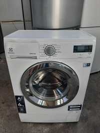 Pralka Electrolux 6 kg - Slim 40 cm , 1200 obr/min