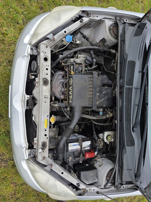 Toyota Yaris 05 r 1.0 klimą w oryginale