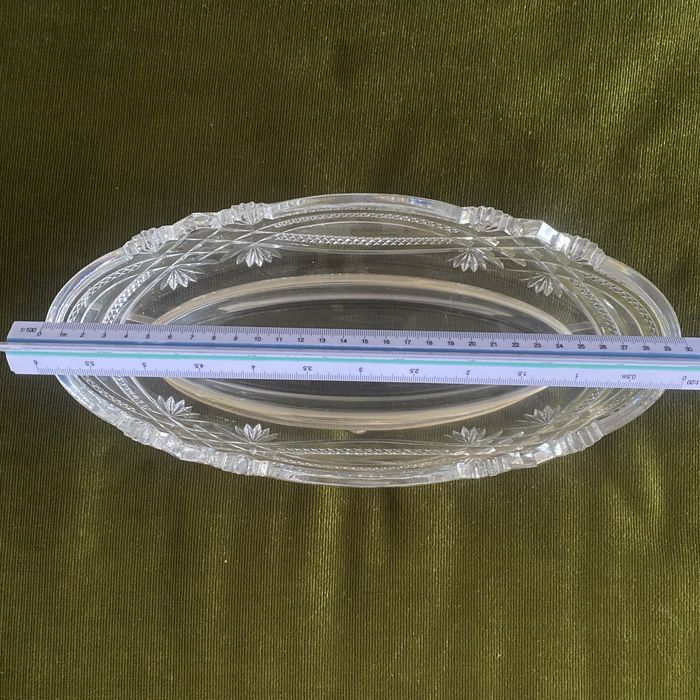 Centro de mesa em cristal e casquinha