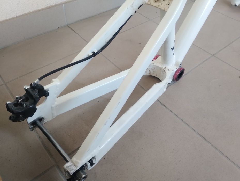 Frameset Rama + amortyzator Dirt Pumptrack Biały kruk