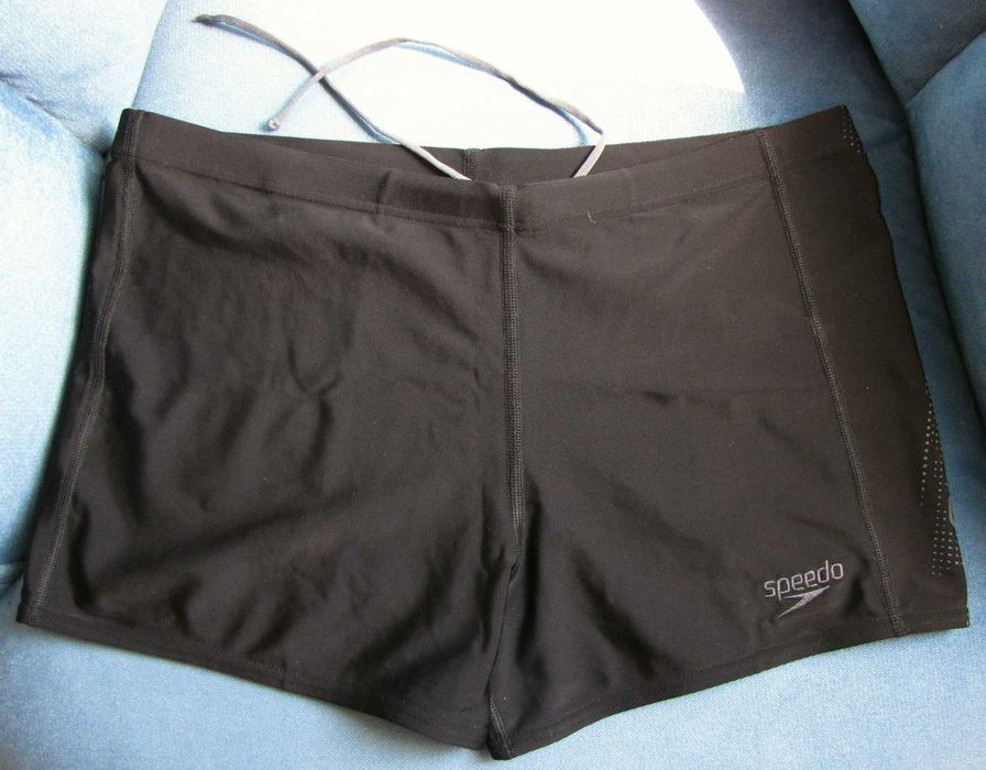 Фирменные мужские плавки SPEEDO. Черные. Размер талии 95 см. Оригинал