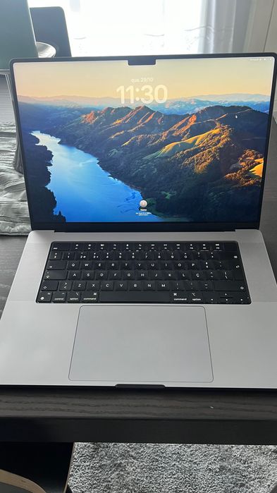 Apple MacBook Pro 16” M1 Pro