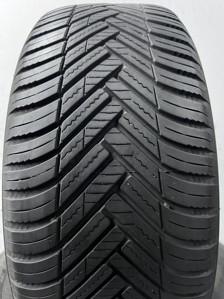 2шт всесезонні 215/50/R17 6,5мм 2020р Hankook Kinergy 4S 2