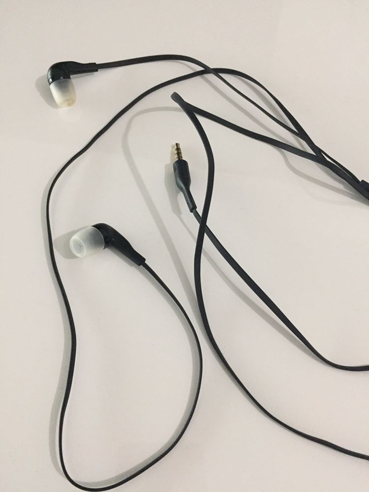 Auriculares com dif tamanhos