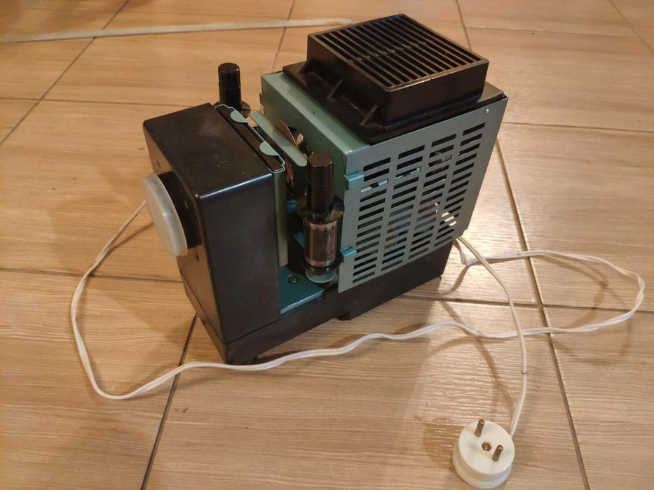 Продам Діапроектор ДП