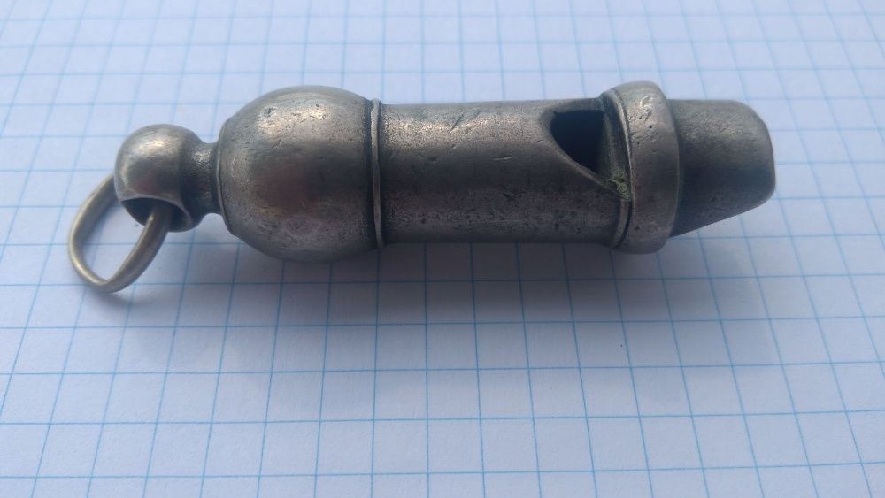 stary metalowy wojskowy gwizdek carska Rosja oficerski