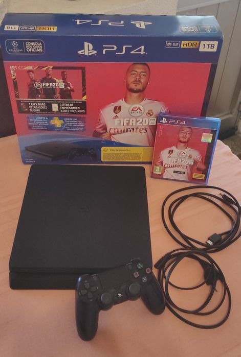 PlayStation 4 Slim 1TB + FIFA 20 (Com a Caixa)